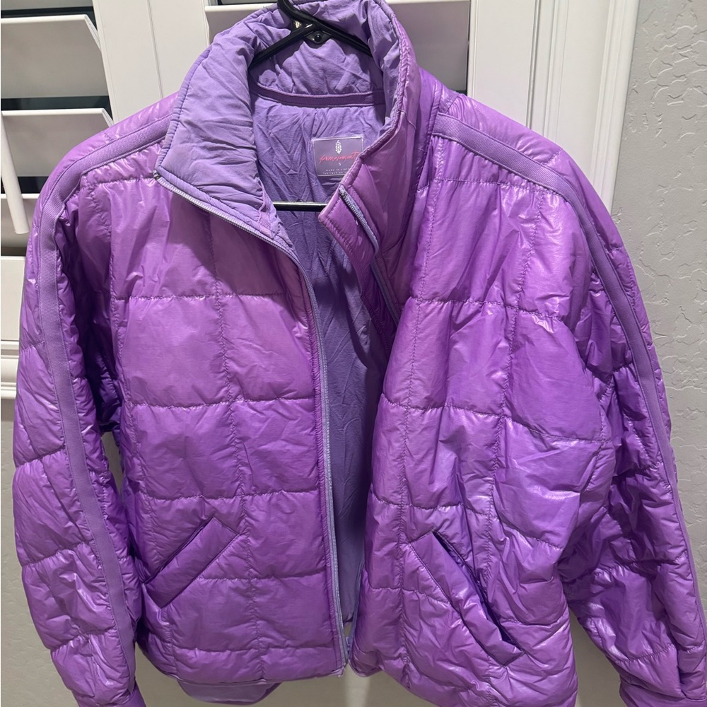 Color changing Pippa Packable Puffer Jacket - Picture 2 of 5
